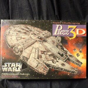 Star Wars Puzzle 3D Millennium Falcon Puzzle 1995